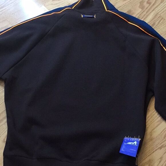 NWT PUMA sweatshirt in brown with blue & orange - Picture 11 of 16